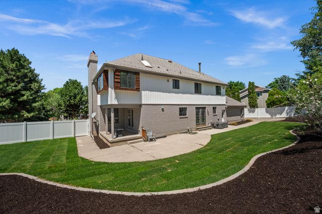 8065 S OVERHILL CIR, Cottonwood Heights, UT 84121