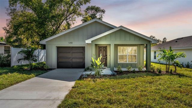 1242 DOROTHY STREET, Lakeland, FL 33815