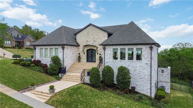 448 N Limestone Drive, Fayetteville, AR 72701