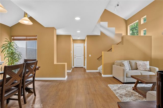 1 Cormorant Circle, Newport Beach, CA 92660