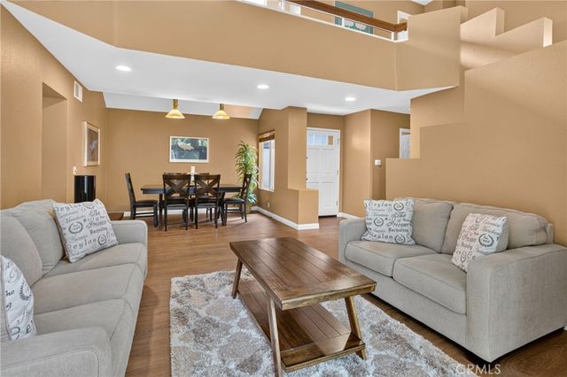 1 Cormorant Circle, Newport Beach, CA 92660