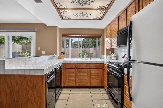 1 Cormorant Circle, Newport Beach, CA 92660