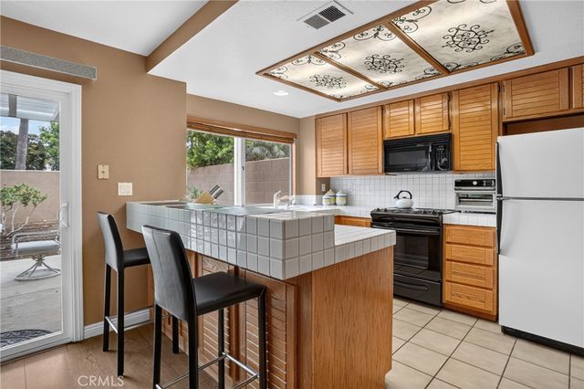 1 Cormorant Circle, Newport Beach, CA 92660