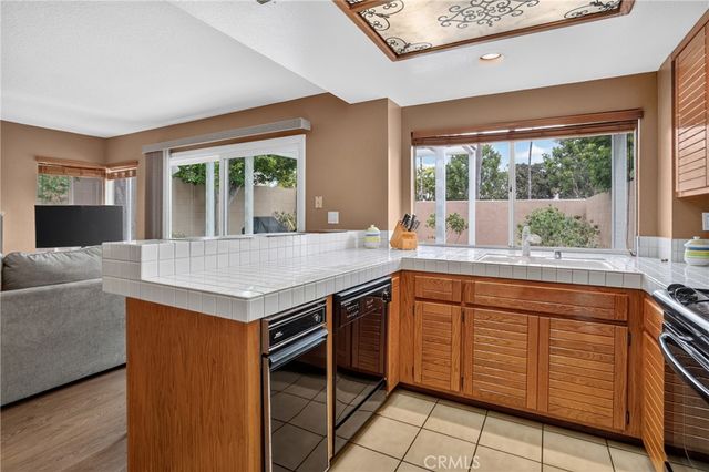 1 Cormorant Circle, Newport Beach, CA 92660