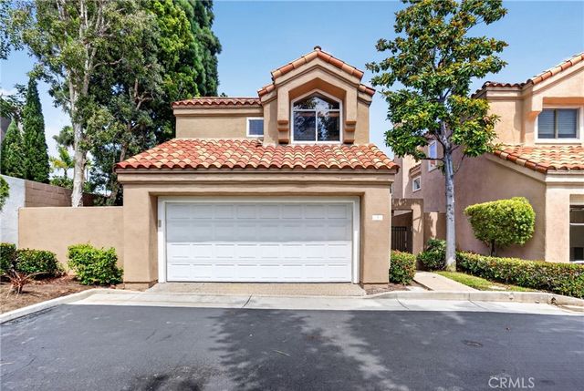 1 Cormorant Circle, Newport Beach, CA 92660