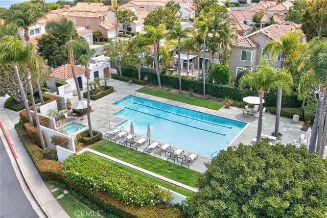 1 Cormorant Circle, Newport Beach, CA 92660
