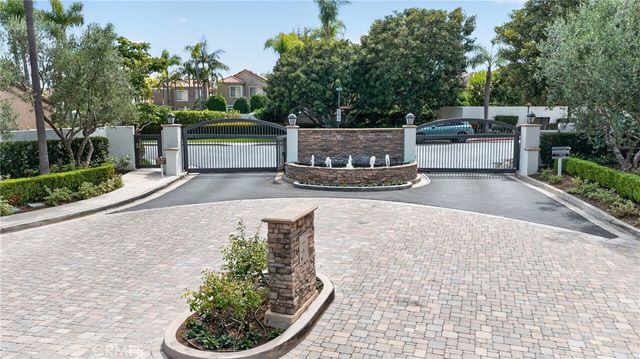 1 Cormorant Circle, Newport Beach, CA 92660