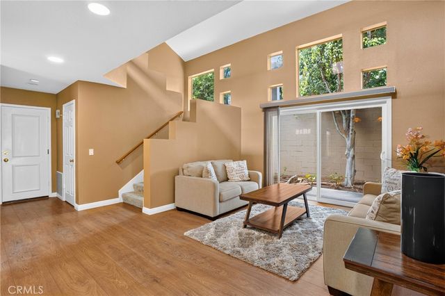 1 Cormorant Circle, Newport Beach, CA 92660