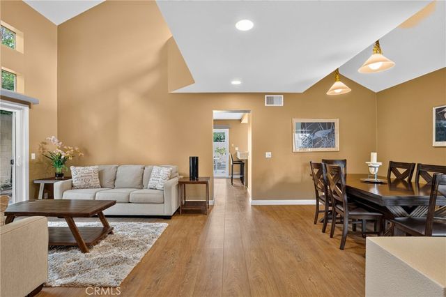 1 Cormorant Circle, Newport Beach, CA 92660