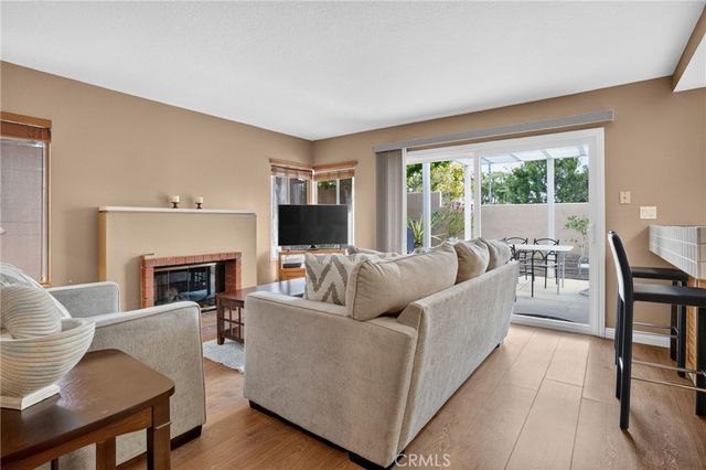 1 Cormorant Circle, Newport Beach, CA 92660