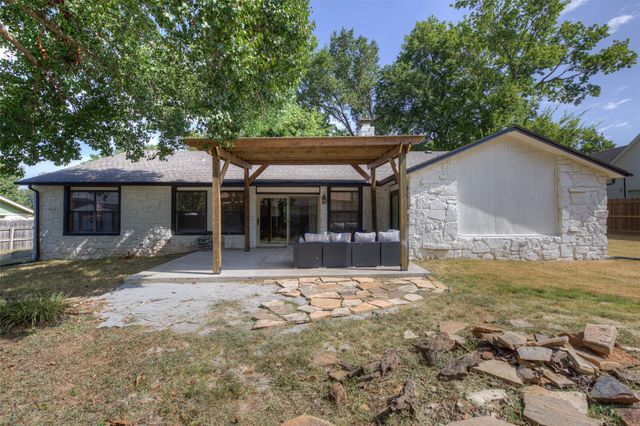2526 W 68th Street, Tulsa, OK 74132