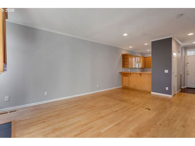 434 5TH St, Lake Oswego, OR 97034