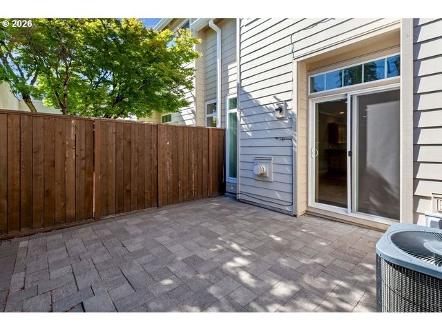 434 5TH St, Lake Oswego, OR 97034