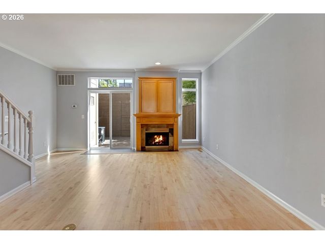 434 5TH St, Lake Oswego, OR 97034