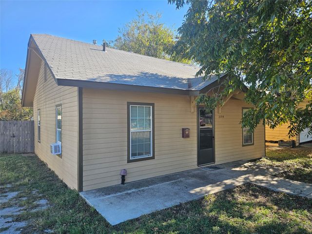 2104 Avenue E, Brownwood, TX 76801