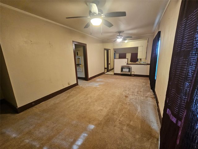 2104 Avenue E, Brownwood, TX 76801