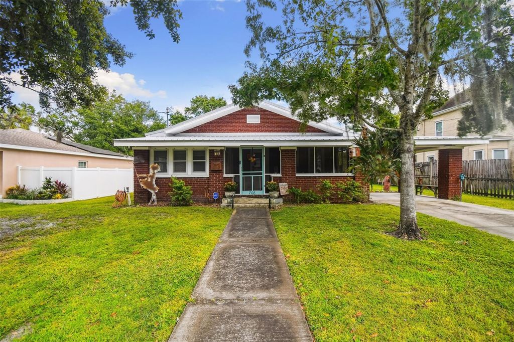 708 N WARNELL STREET, Plant City, FL 33563