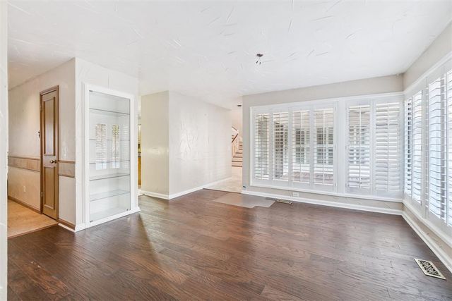 5808 Dundee Court, Edmond, OK 73025