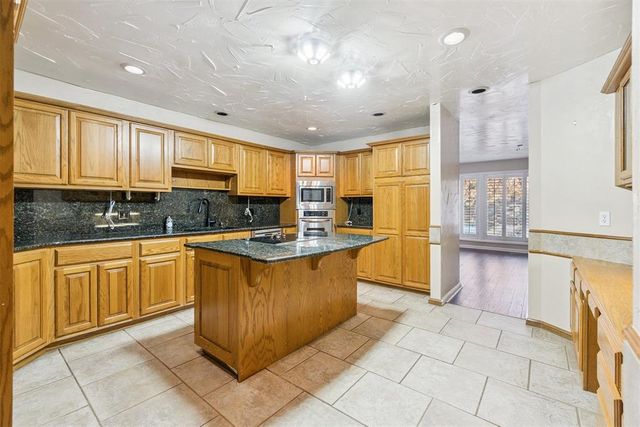 5808 Dundee Court, Edmond, OK 73025