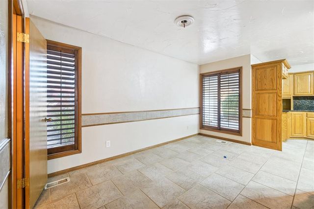 5808 Dundee Court, Edmond, OK 73025