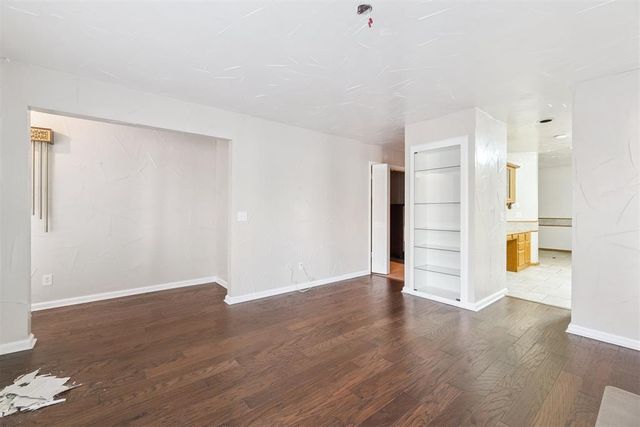 5808 Dundee Court, Edmond, OK 73025