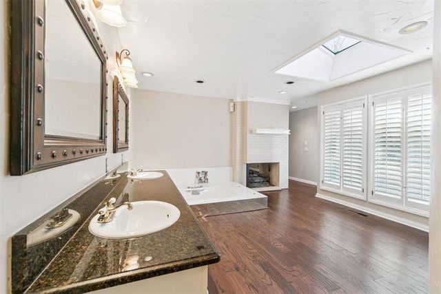 5808 Dundee Court, Edmond, OK 73025