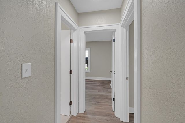 147 S Sedgwick St, Wichita, KS 67213