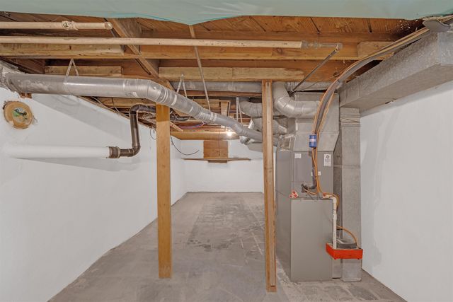 147 S Sedgwick St, Wichita, KS 67213