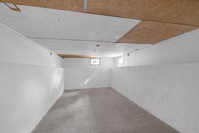 147 S Sedgwick St, Wichita, KS 67213