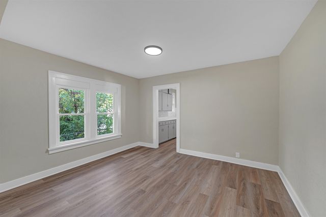 147 S Sedgwick St, Wichita, KS 67213