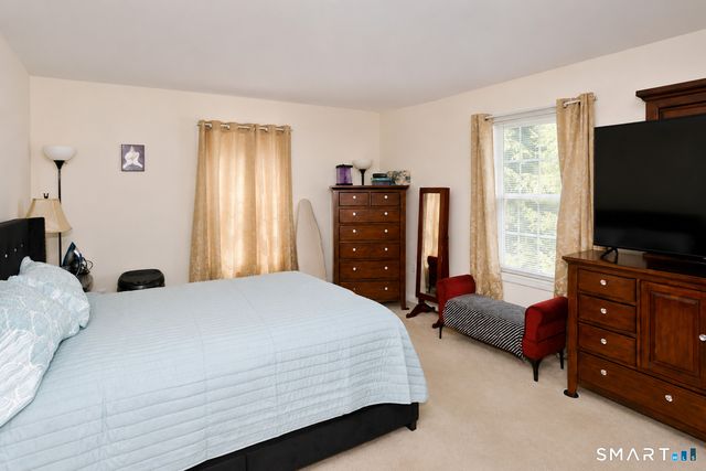 33 Joanne Drive 33, East Hartford, CT 06108