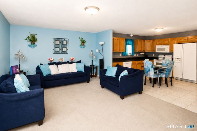 33 Joanne Drive 33, East Hartford, CT 06108