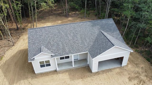 15741 Mercury Drive, Grand Haven, MI 49417