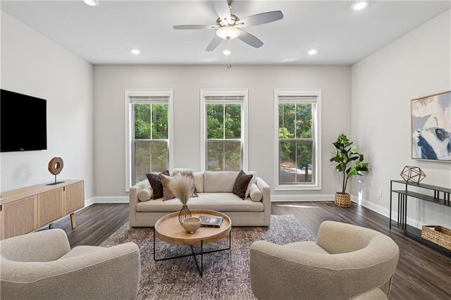 857 Constellation Drive, Decatur, GA 30033