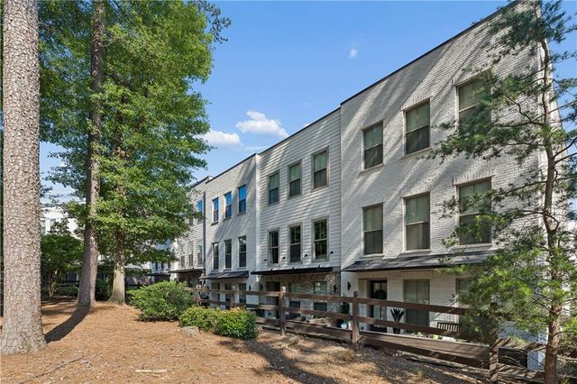 857 Constellation Drive, Decatur, GA 30033