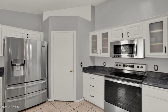 3058 E ERIE Street, Gilbert, AZ 85295