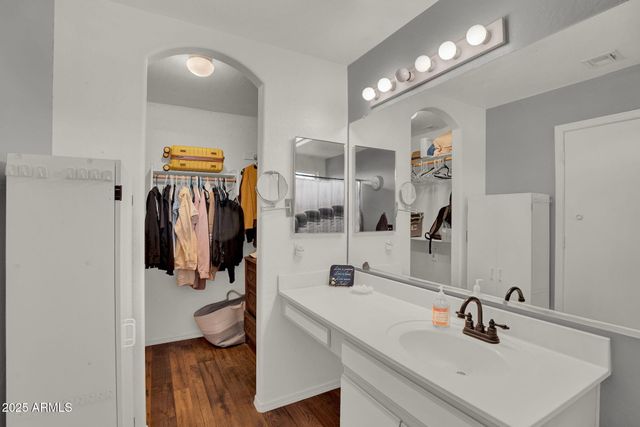 3058 E ERIE Street, Gilbert, AZ 85295