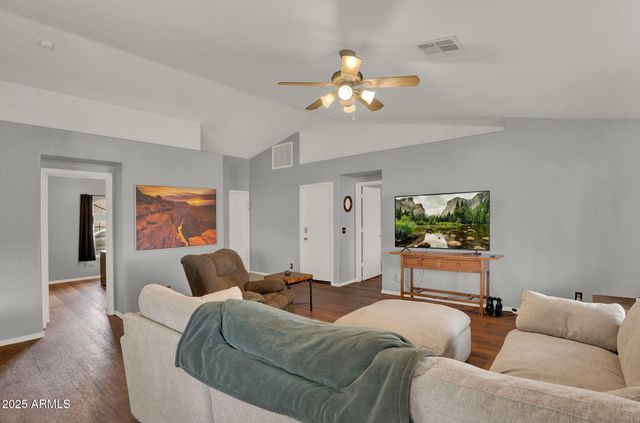 3058 E ERIE Street, Gilbert, AZ 85295