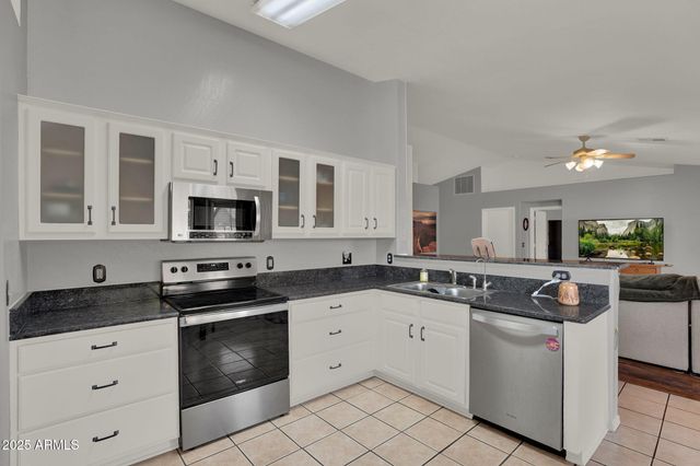 3058 E ERIE Street, Gilbert, AZ 85295