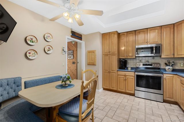 37 Tanager Road, Mahopac, NY 10541