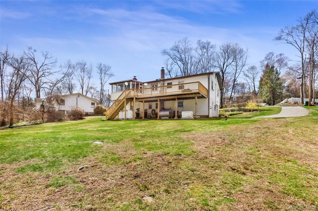 37 Tanager Road, Mahopac, NY 10541