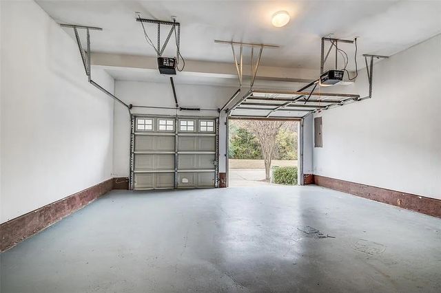 2742 Olympic Park Drive, Grand Prairie, TX 75050