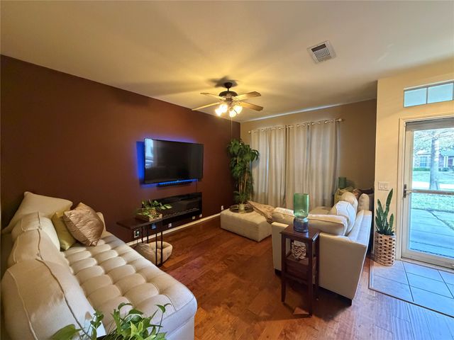 2742 Olympic Park Drive, Grand Prairie, TX 75050