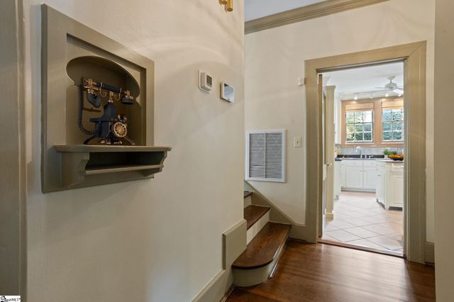 517 Mcdaniel Avenue, Greenville, SC 29601