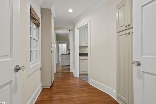 517 Mcdaniel Avenue, Greenville, SC 29601