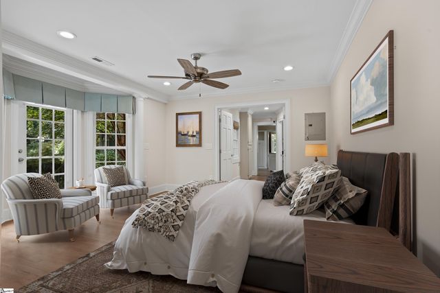 517 Mcdaniel Avenue, Greenville, SC 29601