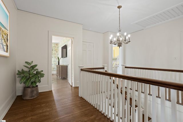 517 Mcdaniel Avenue, Greenville, SC 29601