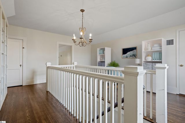 517 Mcdaniel Avenue, Greenville, SC 29601