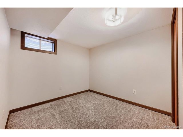 6846 S Glencoe Ct, Centennial, CO 80122