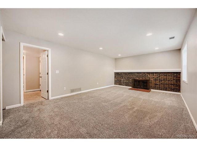 6846 S Glencoe Ct, Centennial, CO 80122